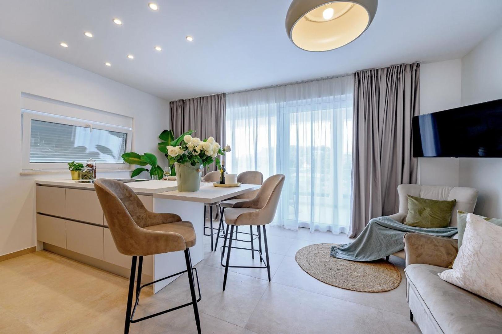 Luxury Villa Del Sogno With Pool, Jacuzzi, Parking 오크루그고른지 외부 사진