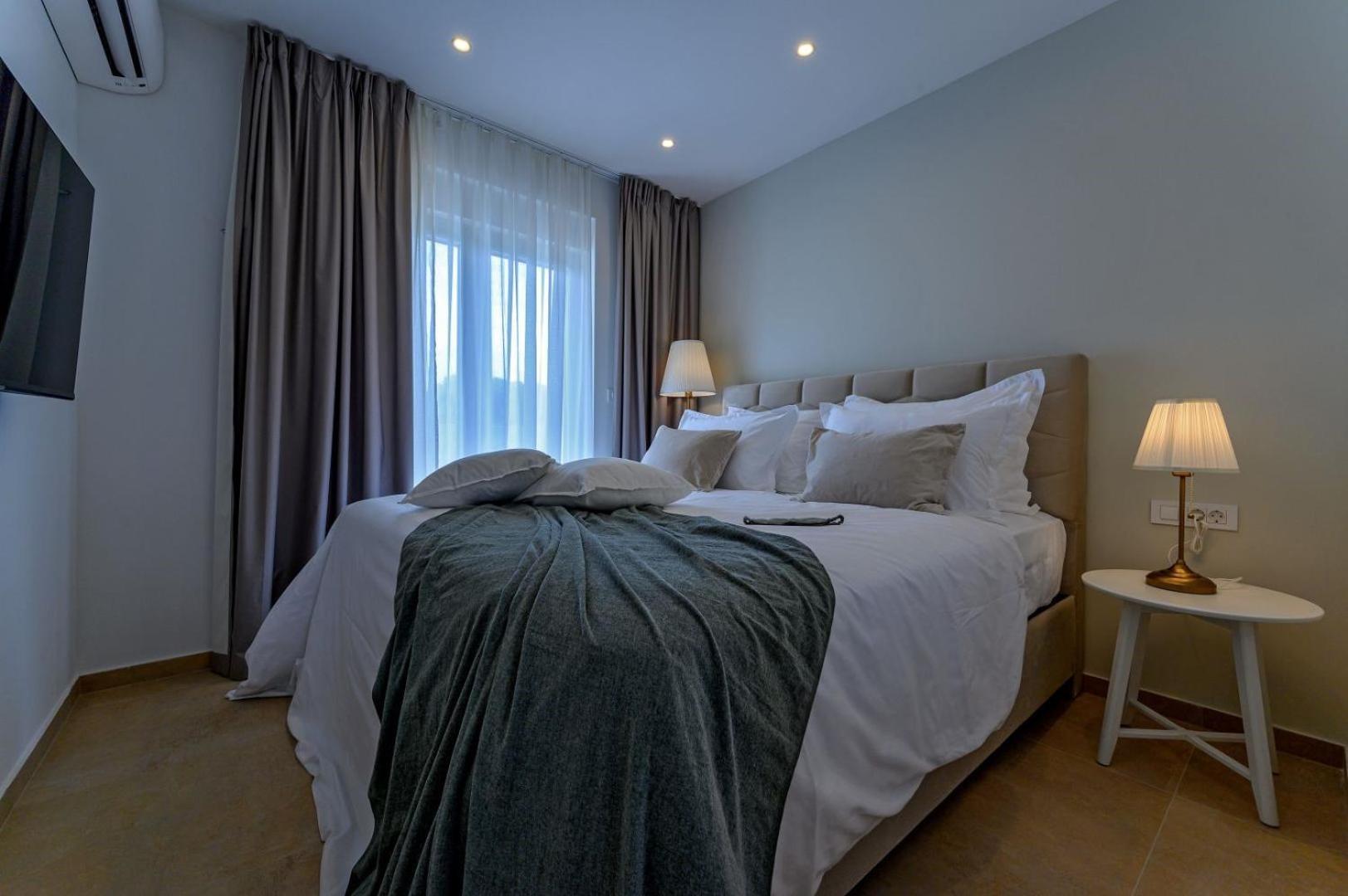 Luxury Villa Del Sogno With Pool, Jacuzzi, Parking 오크루그고른지 외부 사진