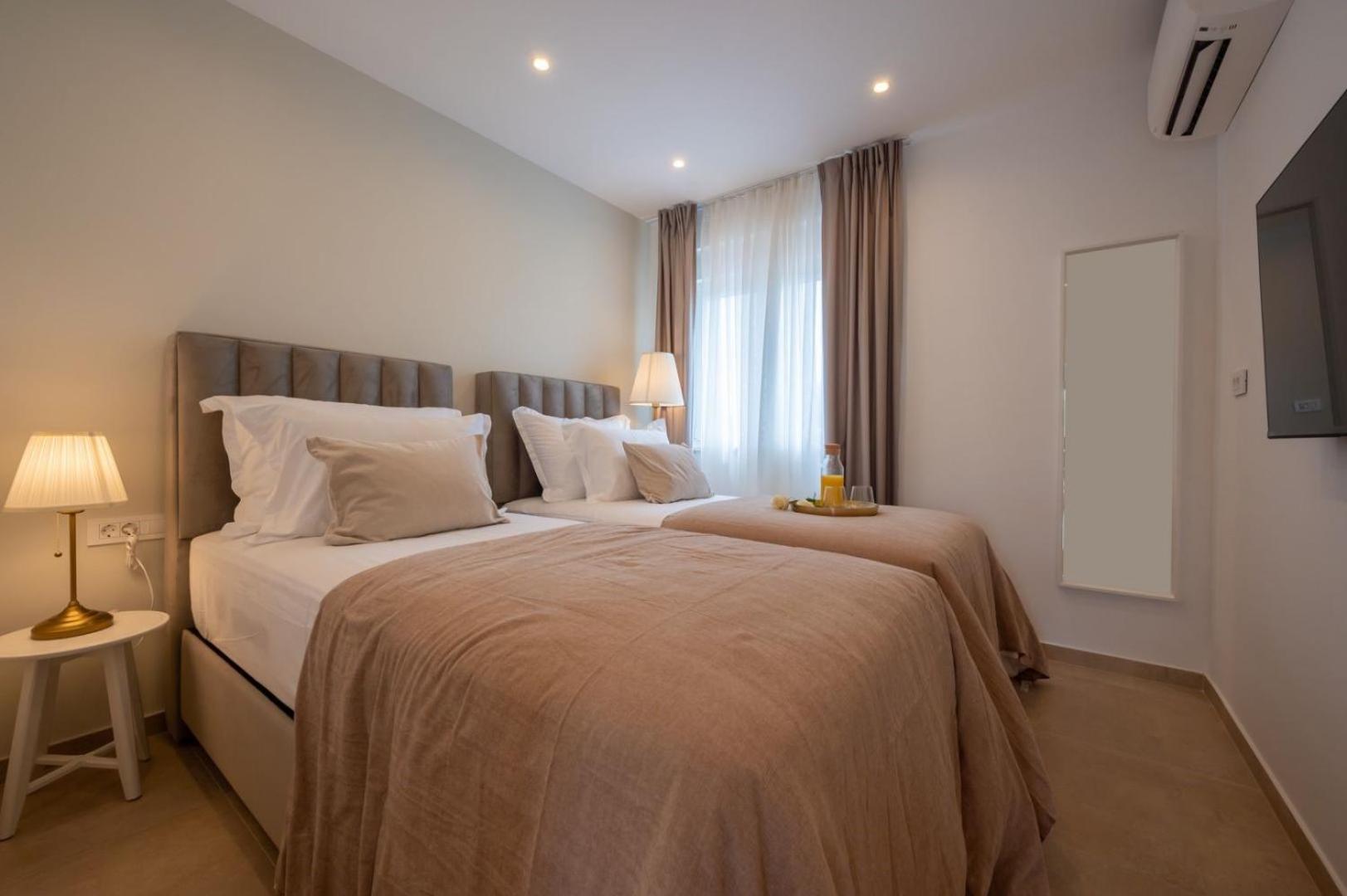 Luxury Villa Del Sogno With Pool, Jacuzzi, Parking 오크루그고른지 외부 사진